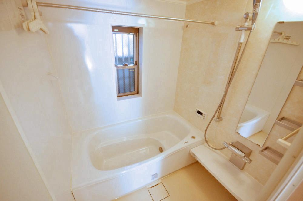 Same specifications photo (bathroom). It will be the construction example of bathroom. 