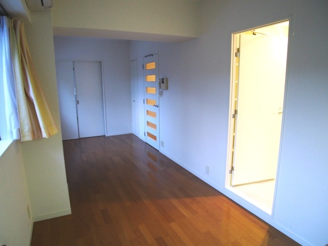Living and room. M3 (M3)