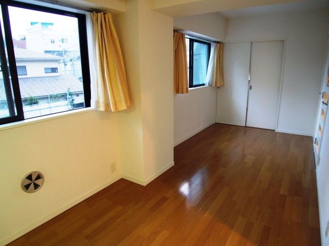 Living and room. M3 (M3)