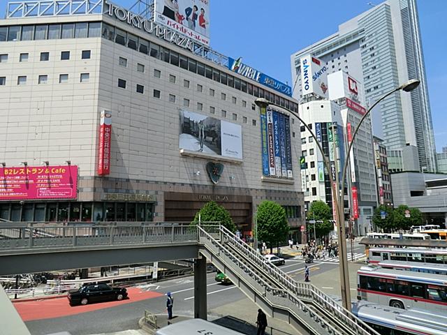Shopping centre. 269m to Shibuya Tokyu Plaza