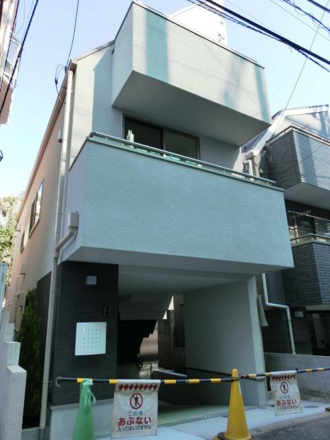 Local appearance photo