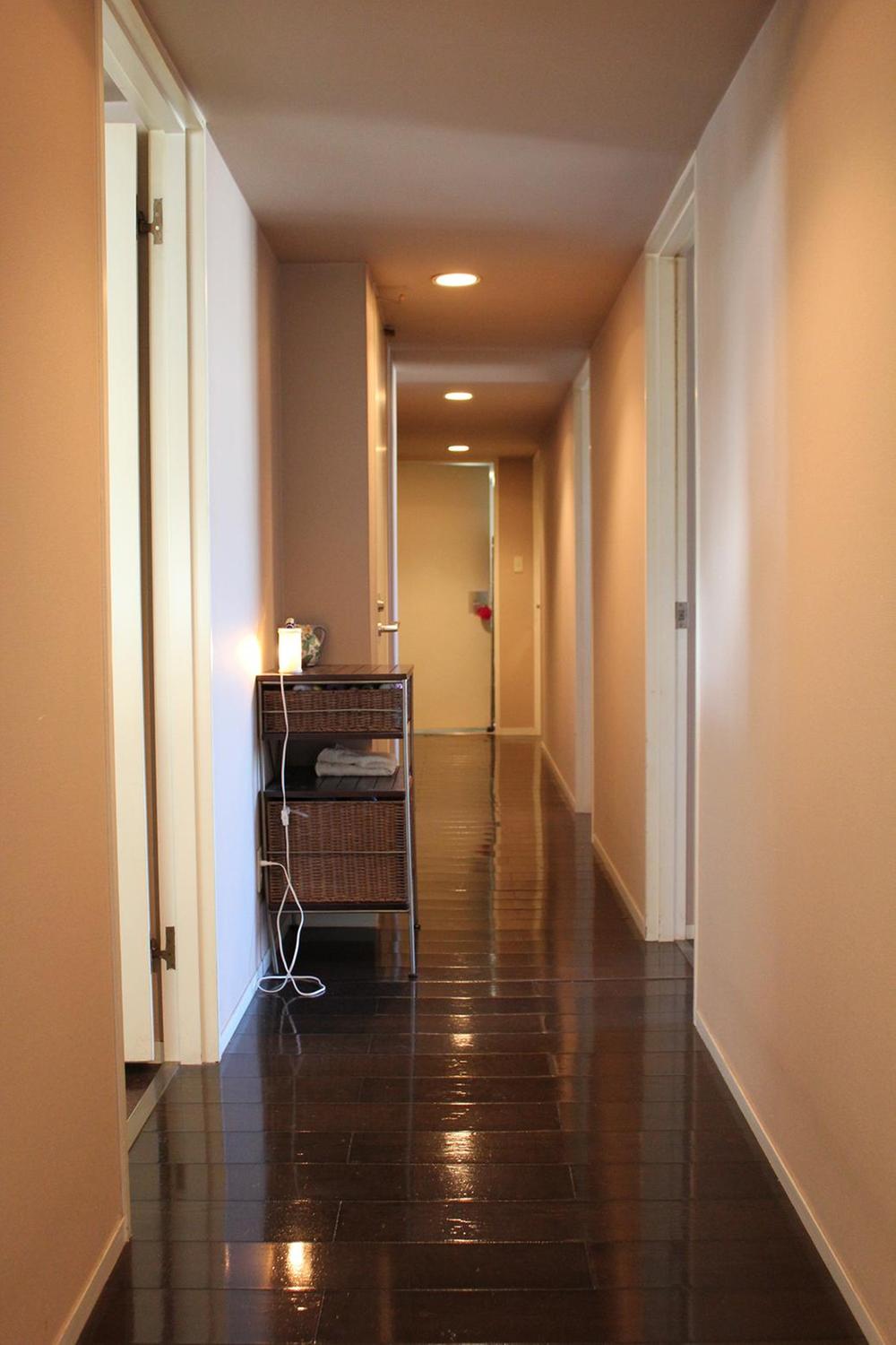 Other introspection. Corridor (December 2013) Shooting