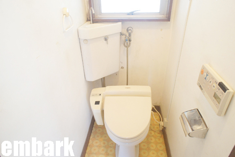 Toilet