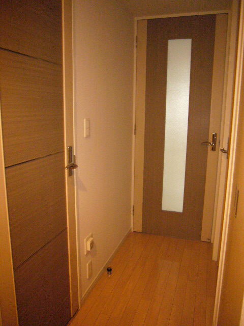 Other room space. Corridor