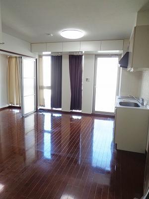 Living and room