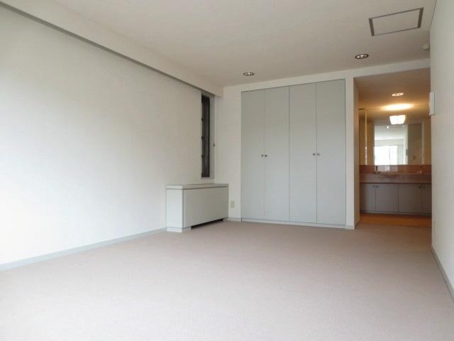 Other room space