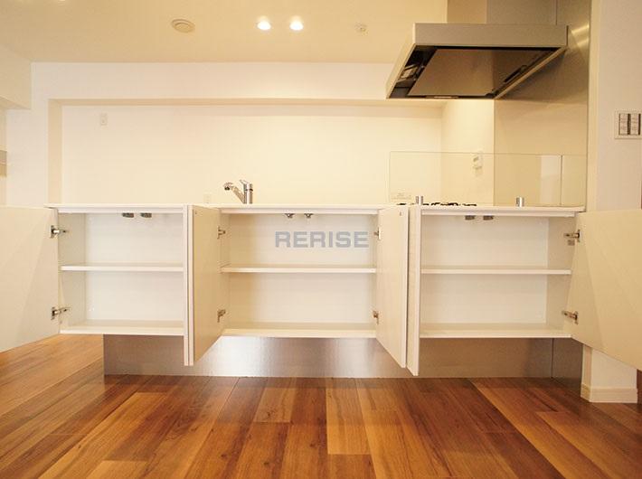 Kitchen. ~ We propose your lifestyle ~ ◆ Storage capacity is abundant kitchen ◆ Dishwasher full open kitchen ◆ Pet breeding Allowed ◆ After-sales service with guarantee