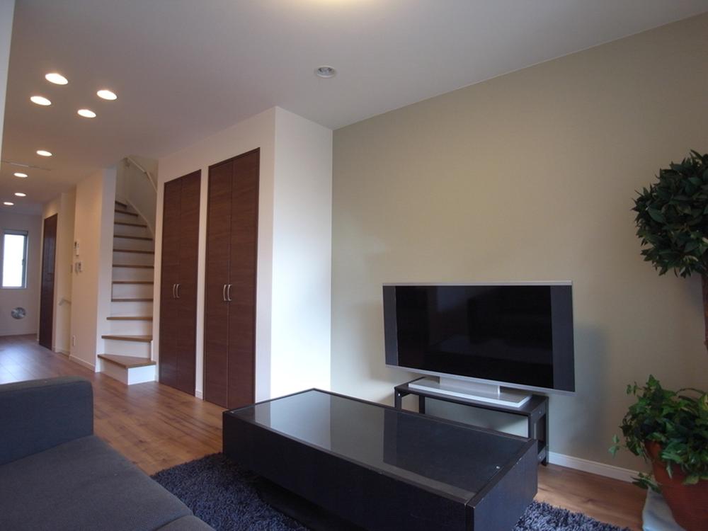 Living. Indoor (12 May 2013) Shooting