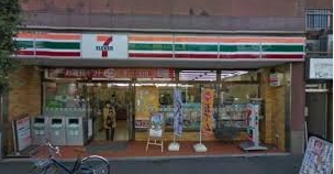 Convenience store. Seven-Eleven Harajuku Takeshita street store up to (convenience store) 60m