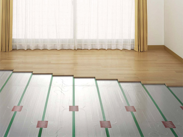 Other.  [Gas hot water floor heating] living ・ Uniformly warm up the entire floor in the dining, Installing the TES hot water floor heating. It is healthy because the dust is not Maiagara.  ※ Living and dining only (same specifications)