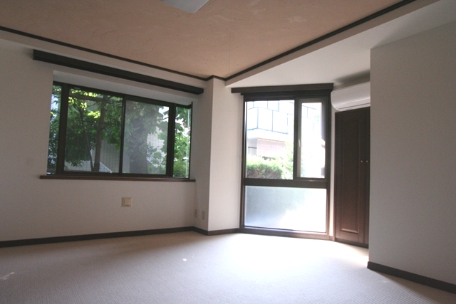Living and room