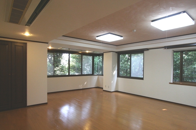 Living and room