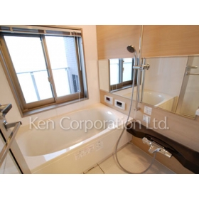 Bath. Shooting a room at the 15th floor of the same type. Specifications may be different.