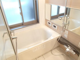 Bath. Bathroom with reheating & bathroom dryer