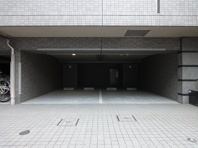 Parking lot