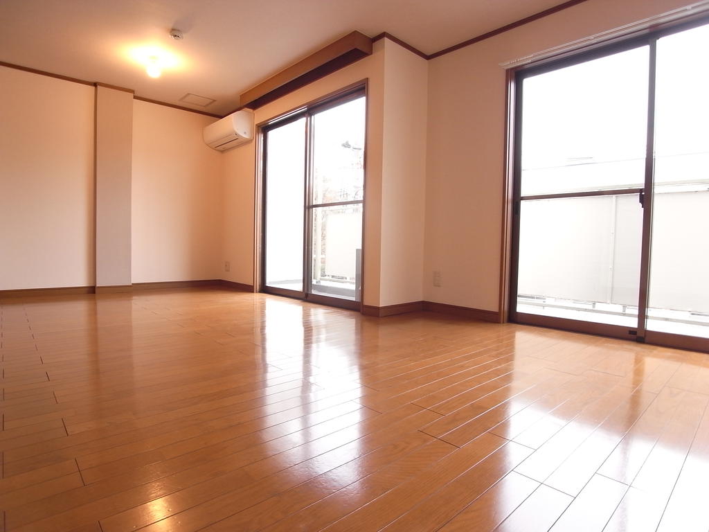 Living and room