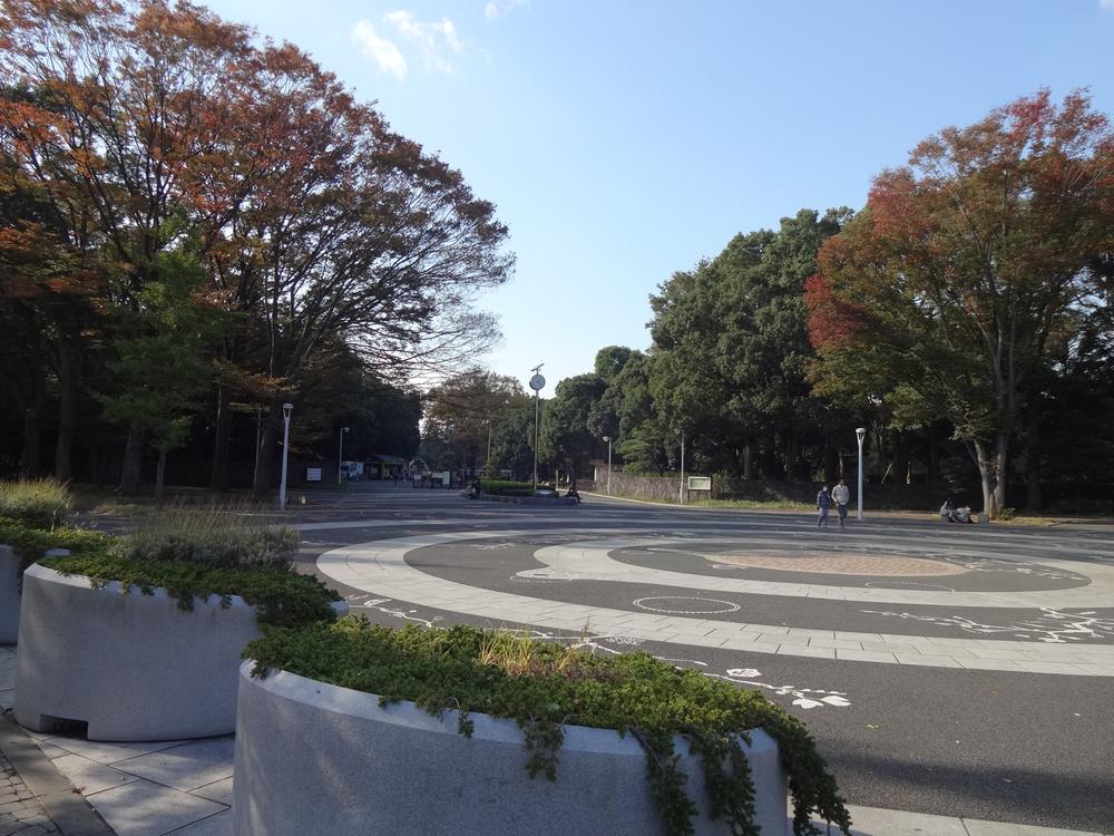 park. 1400m Yoyogi Park will be to walk the course to Yoyogi Park! Weekly festivals and events is fun in lots ~ ! 