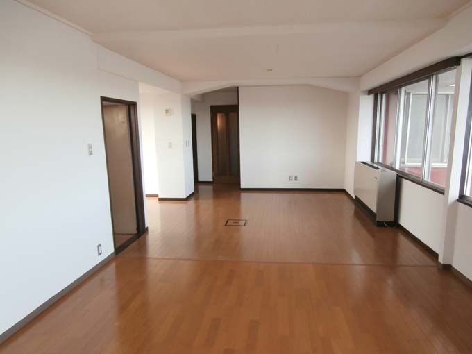 Living and room