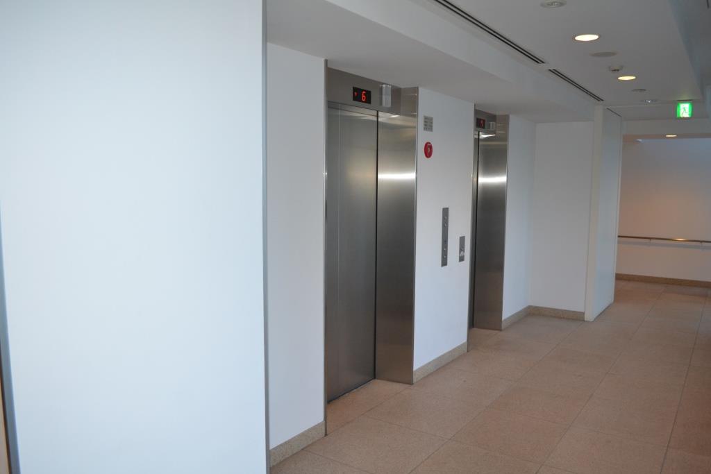 Other common areas. elevator hall. Sharing is not flashy, You are crisp.