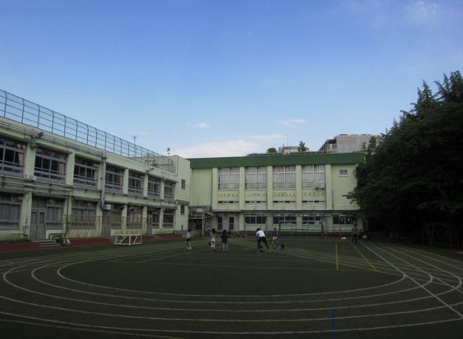 Primary school. 506m to Shibuya Ward Jingumae Elementary School