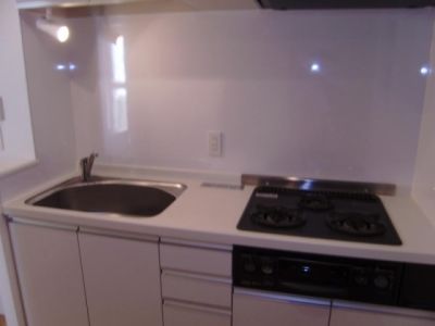 Kitchen. Gas 3-neck system Kitchen