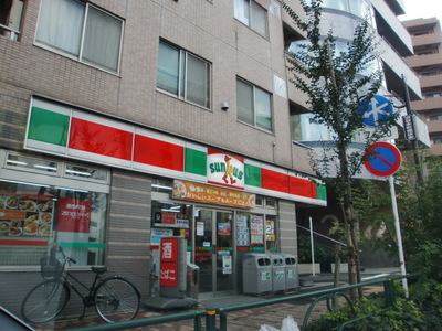 Convenience store. Thanks Shibuya Honmachi 3-chome up (convenience store) 118m