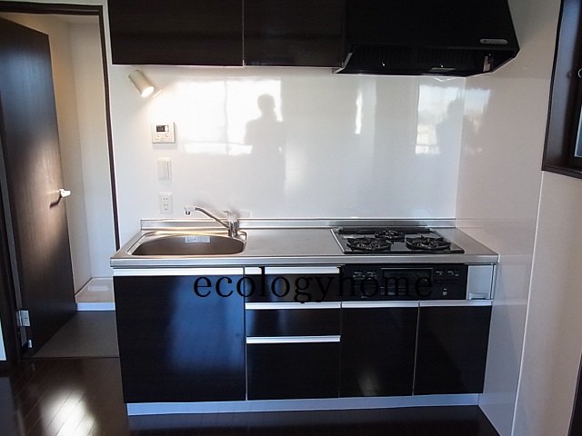 Kitchen. ■ System kitchen gas three-necked ■