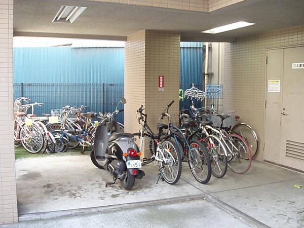 Other common areas. Place for storing bicycles