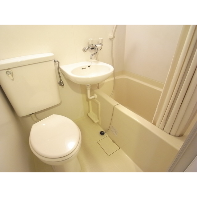 Bath. Bus toilet with bathroom dryer