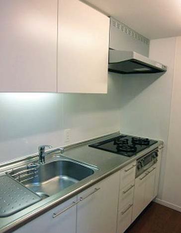 Kitchen. 3-burner stove in the kitchen ☆