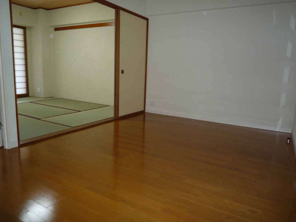 Living and room. Dining kitchen 9.4 tatami