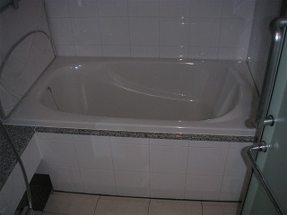 Bath. Full Otobasu