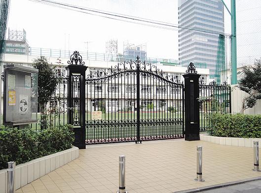 Primary school. 971m to Shibuya Ward Hatashiro Elementary School