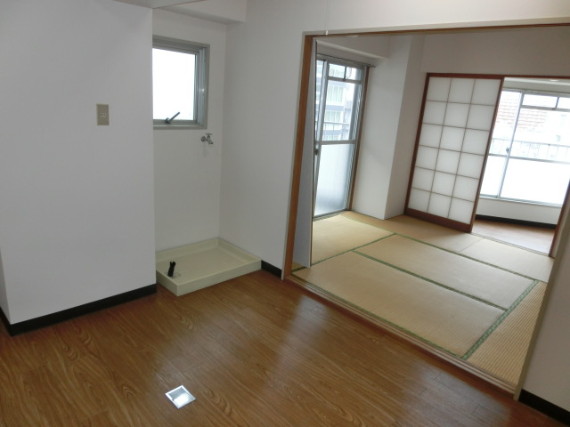 Living and room