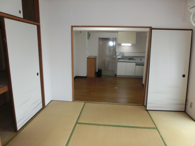Living and room