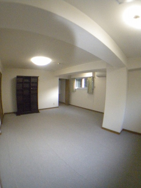 Living and room