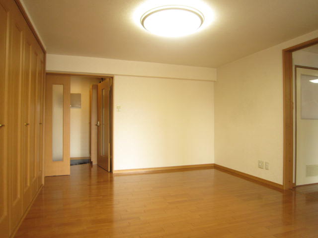 Living and room