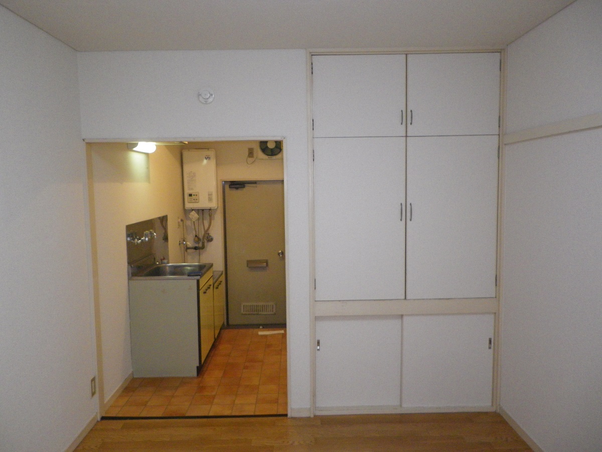 Living and room