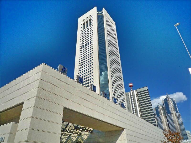 Shopping centre. 782m to Tokyo Opera City Building Tokyo Opera City Tower
