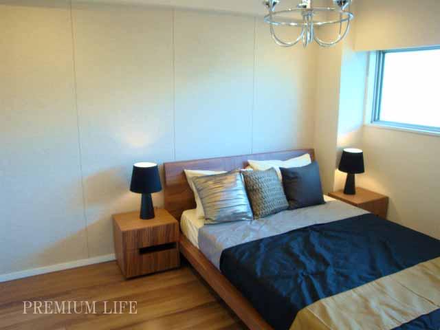 Non-living room.  [Near the entrance of Western-style] Bedding is a room, such as the well marked with model room.