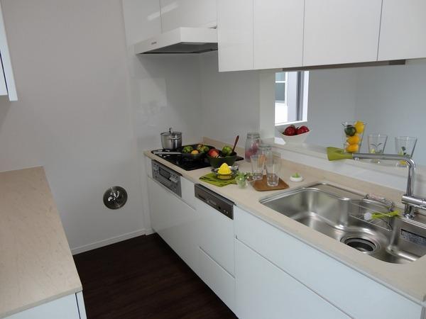 Same specifications photo (kitchen). Building construction cases