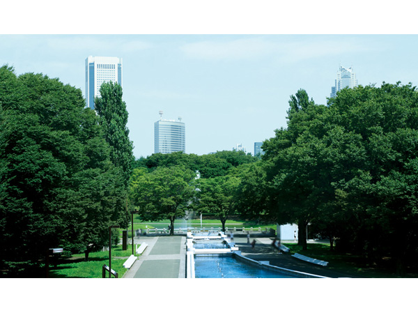 Surrounding environment. Yoyogi Park (about 570m ・ An 8-minute walk)