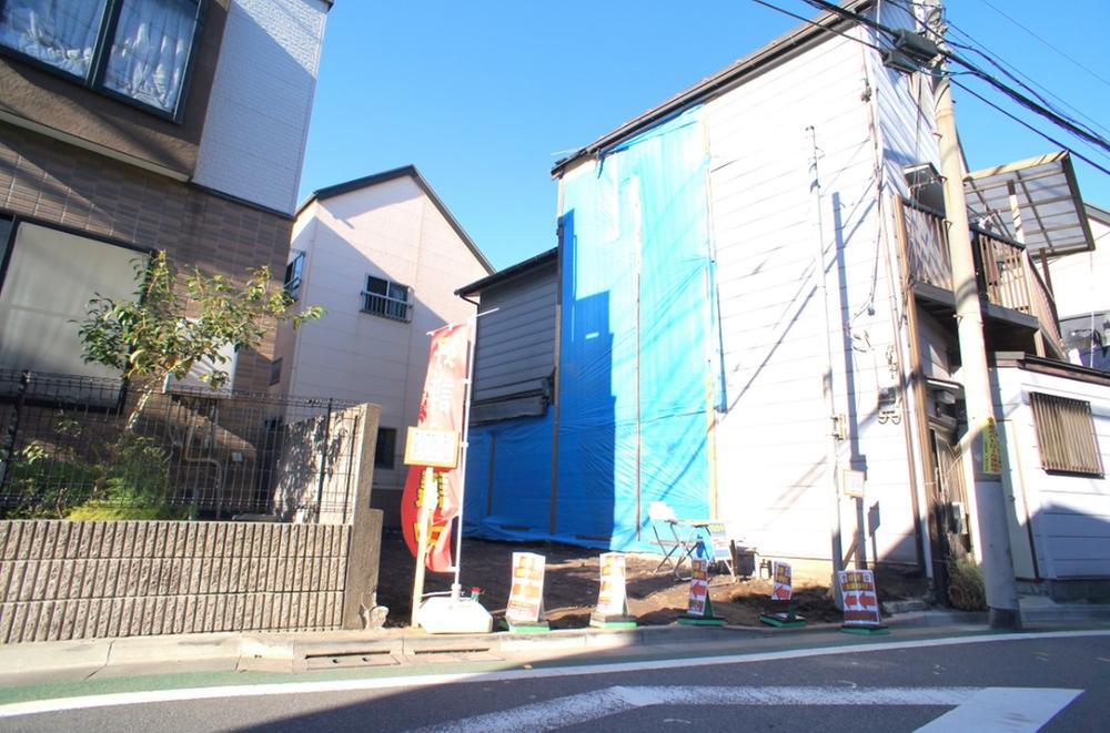 Local appearance photo. Local (11 May 2013) Shooting Seddo southeast 4.36m public road