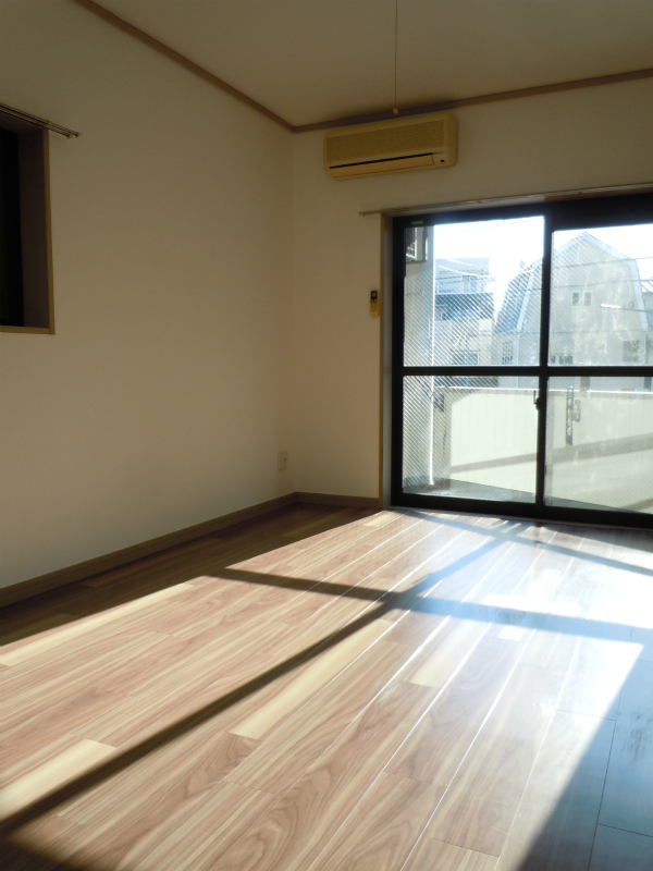 Living and room