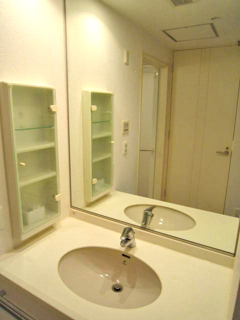 Washroom. Washroom with a clean white keynote