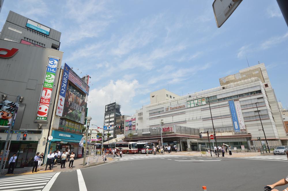 Shopping centre. 550m to around Meguro Station