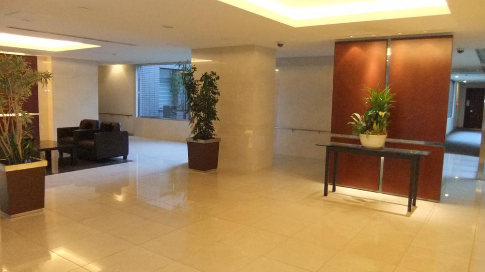 lobby. Spacious lobby