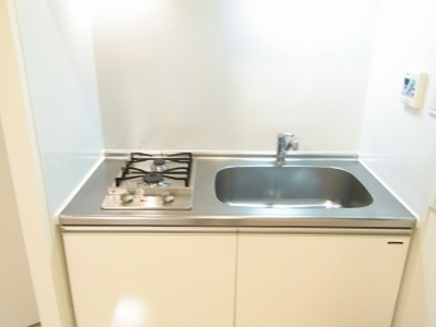 Kitchen.  ☆ Sink around ☆ 