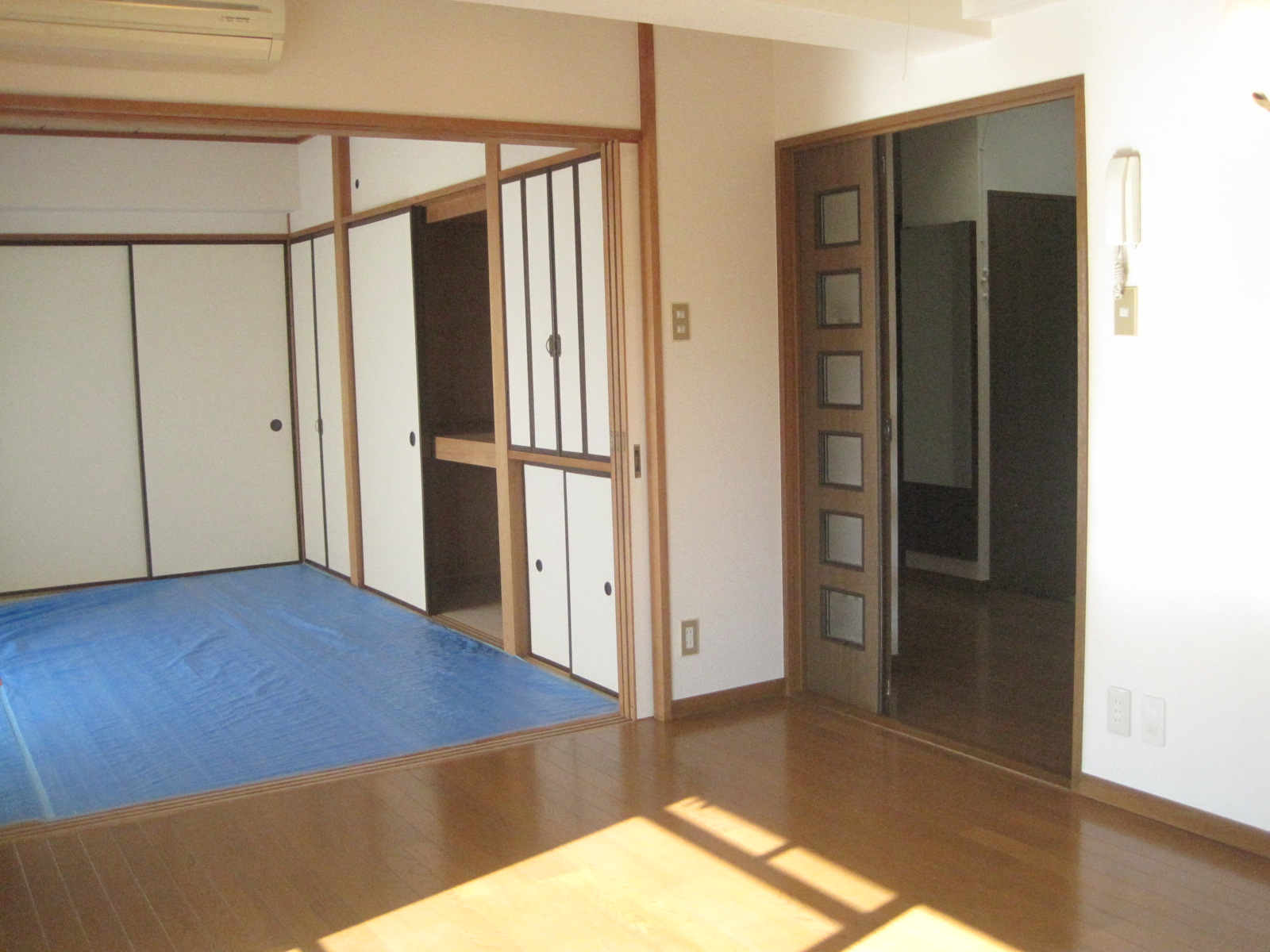Living and room