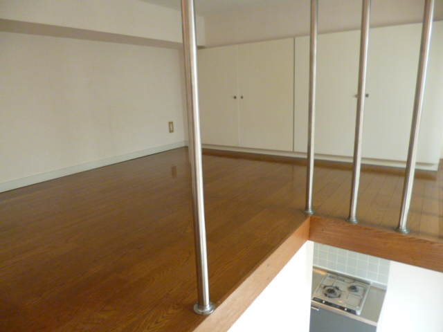 Other room space. Loft also flooring